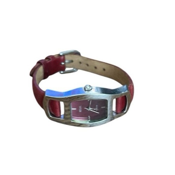 Relic Women's Red Buckle Band Analog Watch Water Resistant New Battery - Picture 7 of 7